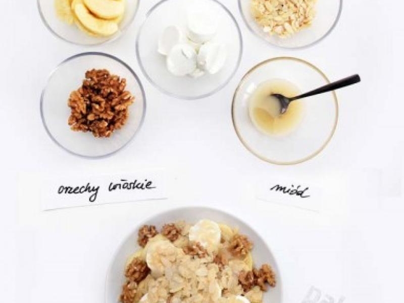 Ser kozi z jabłkiem i miodem