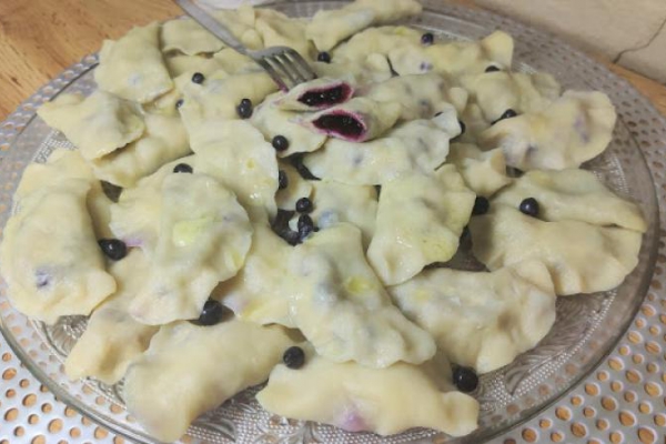 Pierogi z jagodami