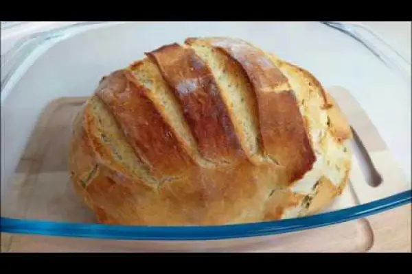 Chleb pszenno-żytni z garnka