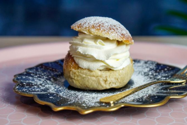 Semla – bajecznie pyszny deser szwedzki