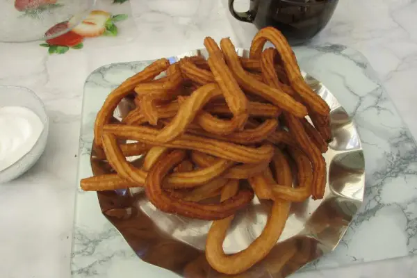 Churros – hiszpańskie pączki