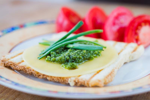 Pesto z natki pietruszki