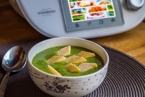 Krem szpinakowy z ciastem jajecznym - Thermomix