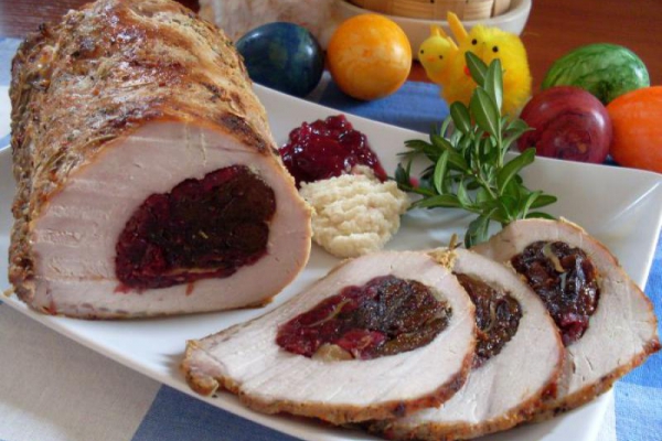 Pieczony schab ze śliwką