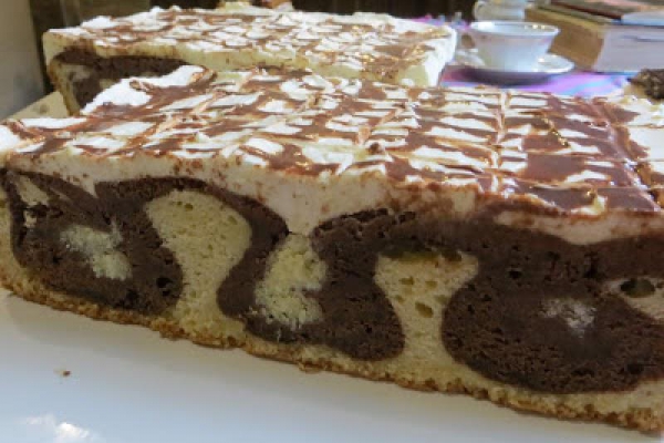Ciasto Czekoladowe z kulkami serowo kokosowymi