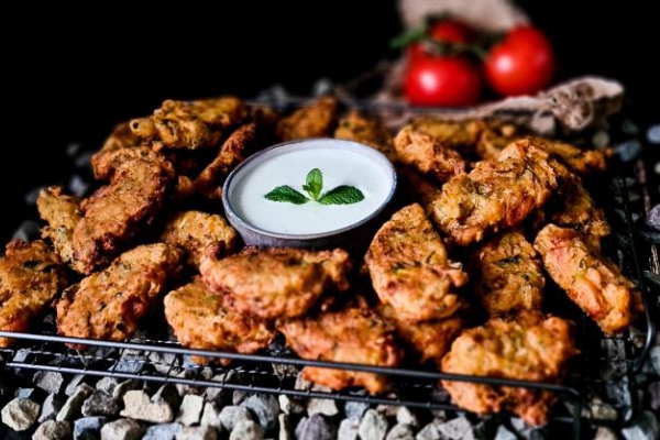Greckie pomidorowe placki czyli Tomatokeftedes – Τοματοκέφτετες