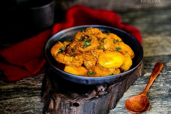 Ziemniaczane Curry Aloo Gosht Shorba