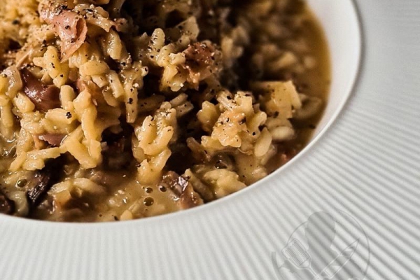 Risotto z borowikami i prosciutto