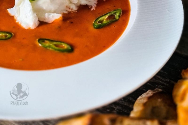 Zuppa Fredda di pomodoro con Burrata
