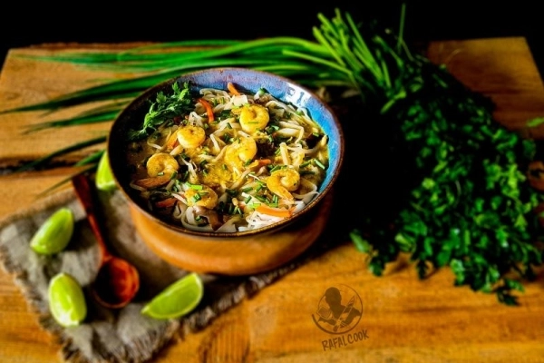 Tajska zupa z krewetkami