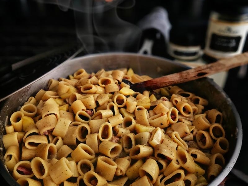 Pasta alla Silana z czarnym czosnkiem