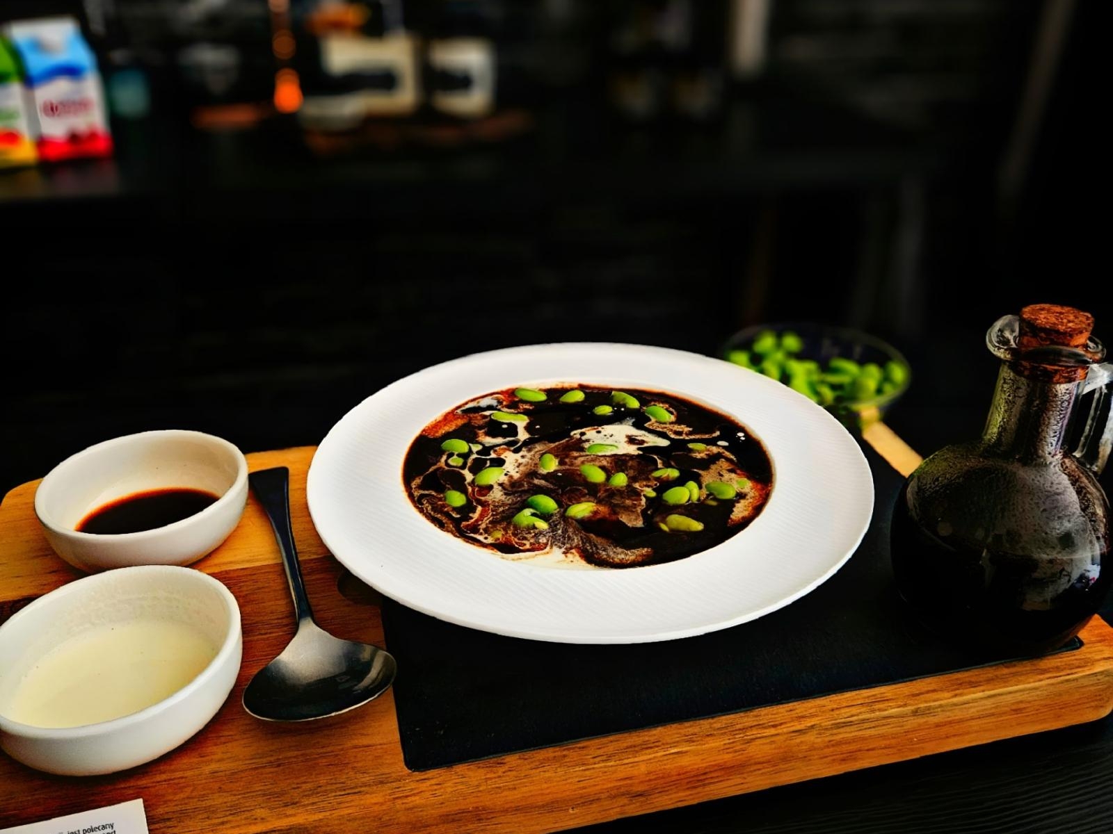 Krem z czarnego czosnku z olejem Mayu