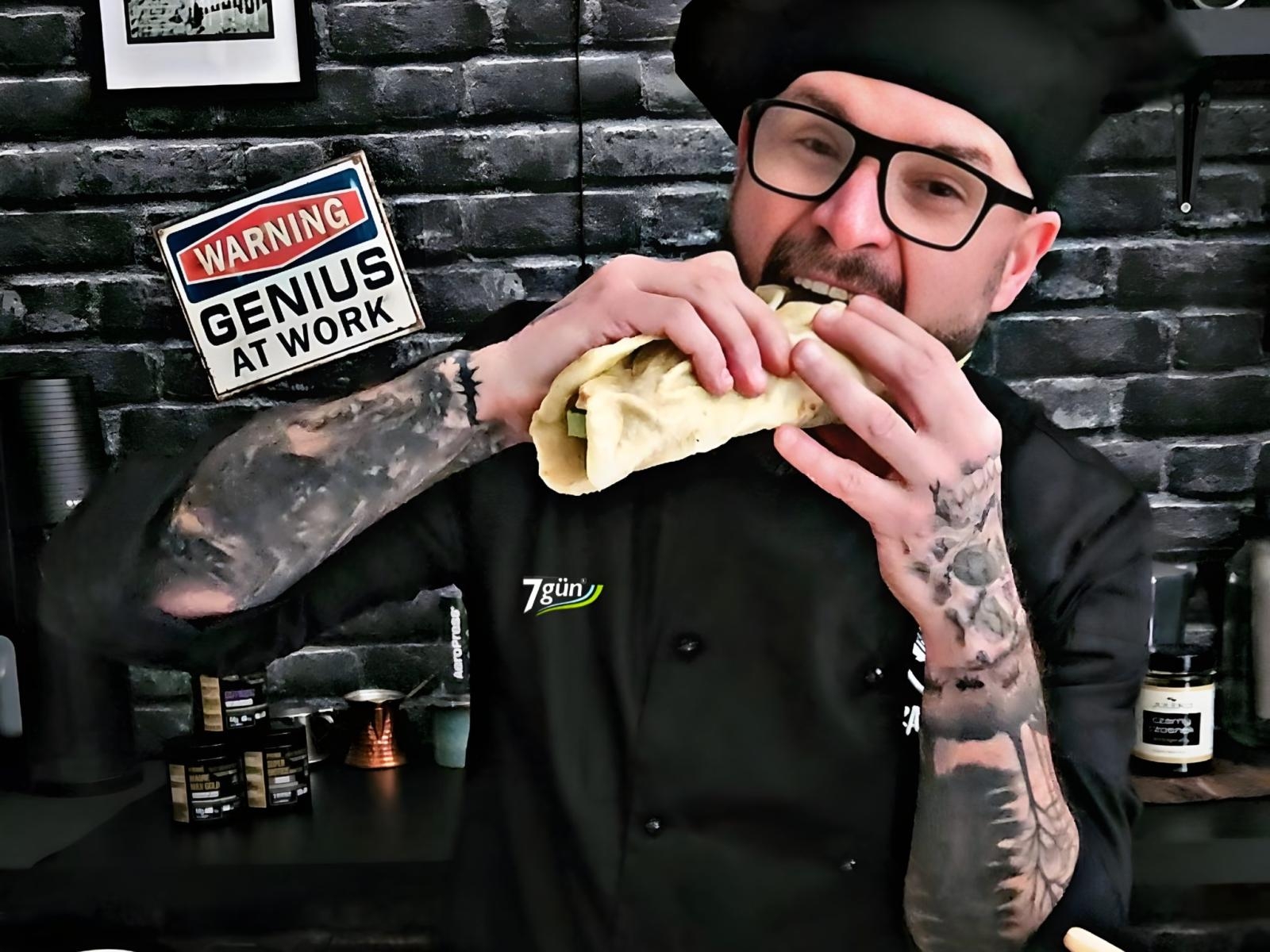 Turecki lawasz z kurczakiem w Ayran i przyprawach