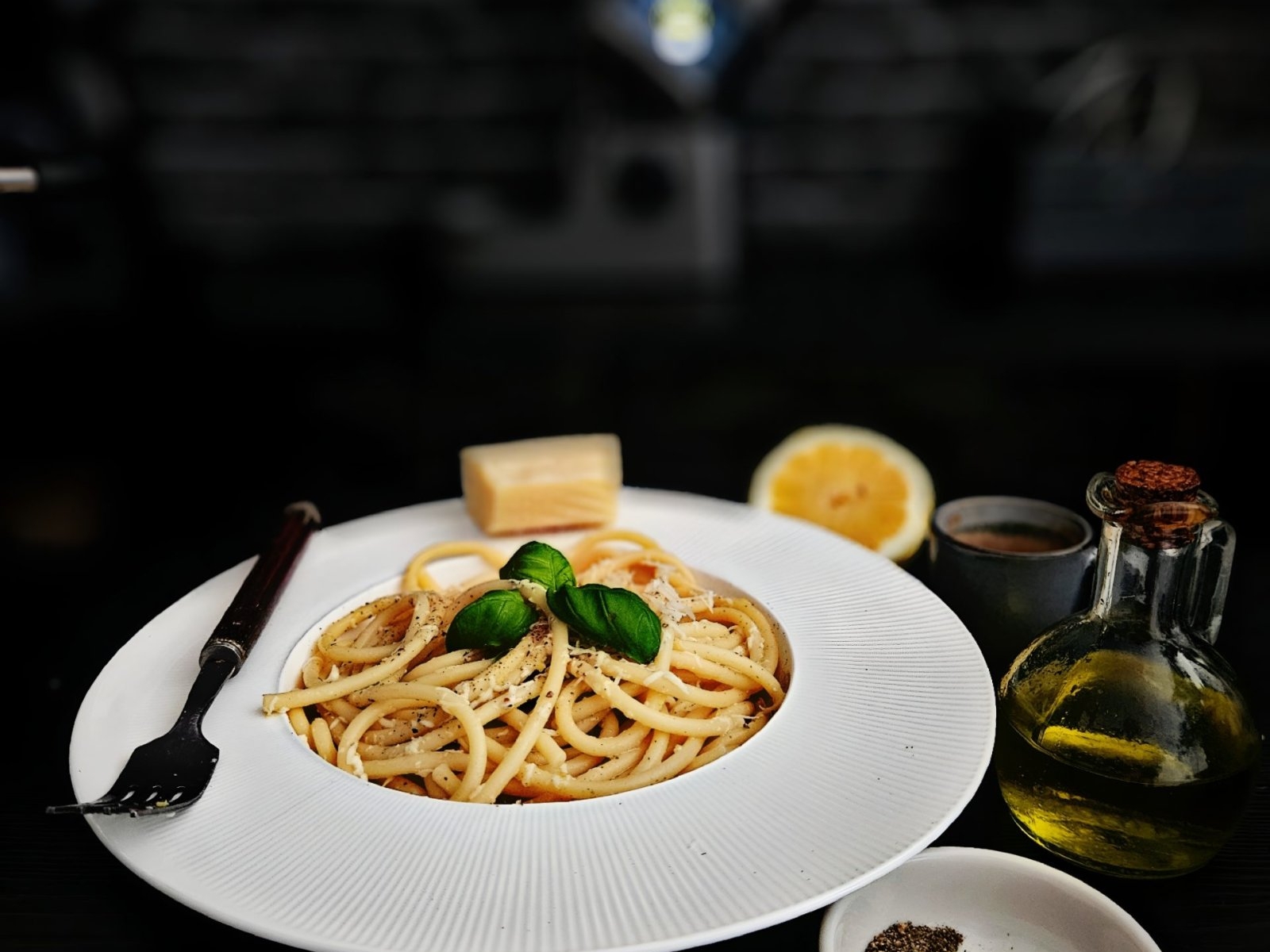 Bucatini al limone, prosty makaron z cytryną