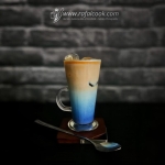 Blue Matcha Latte z...