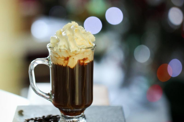 Irish Coffee – Kawa po irlandzku – przepis