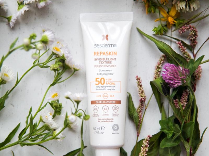 Sesderma Repaskin Invisible fluid spf50