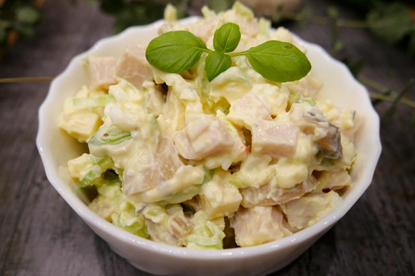 Sałatka „niebo w gębie”