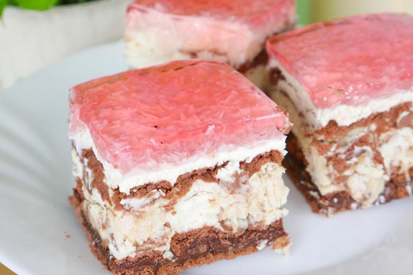 Ciasto z masą wafelkową