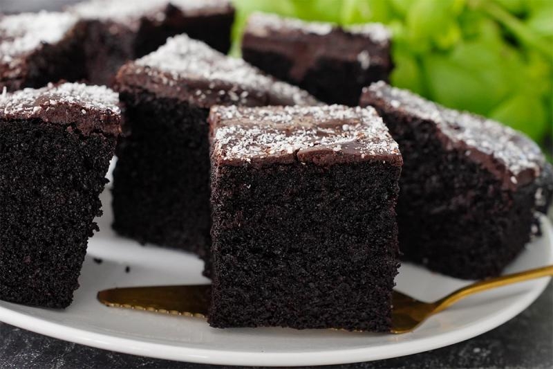Ciasto z czarnym kakao