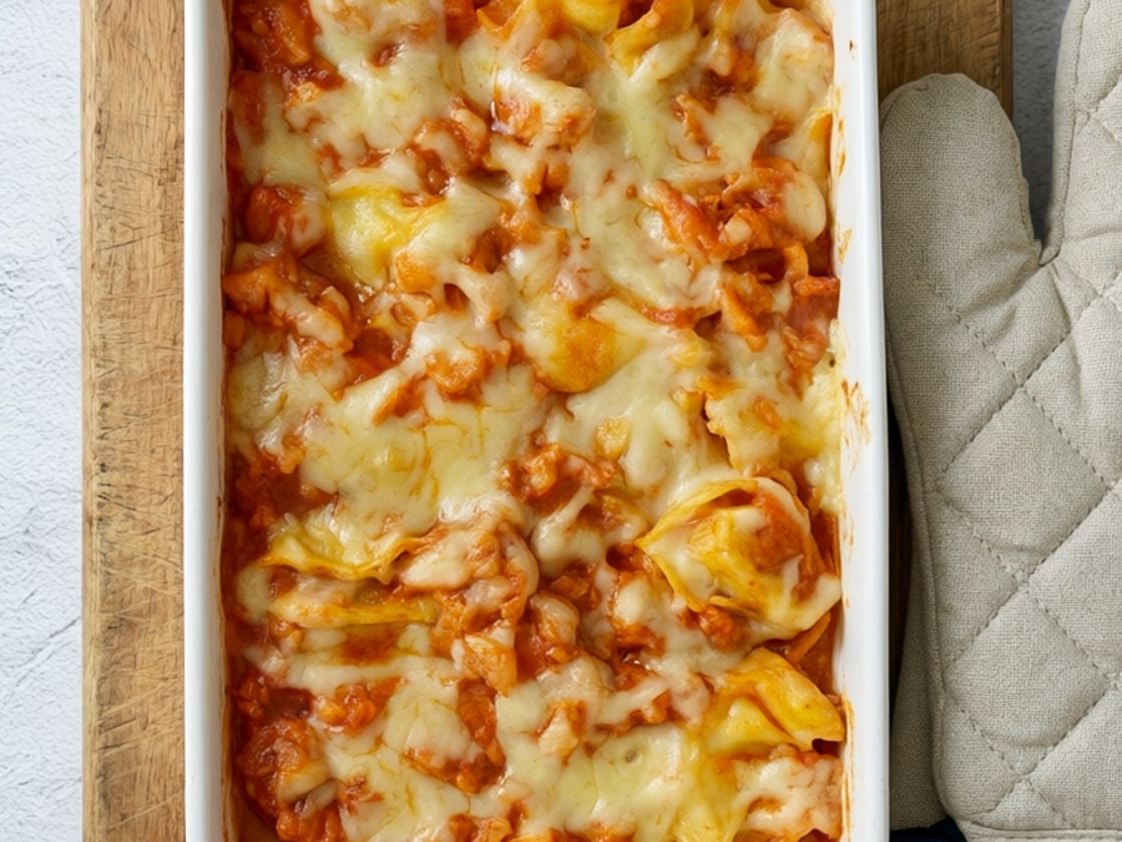 Zapiekanka z tortellini i mięsem mielonym