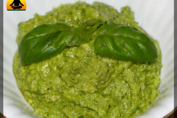 Sos pesto z bazylią