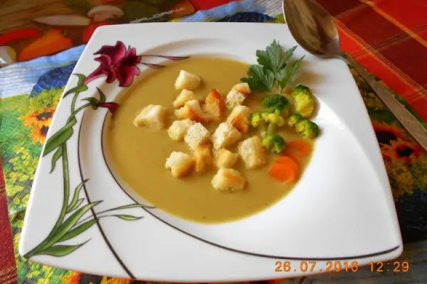 Zupa brokułowo - pieczarkowa ( krem )