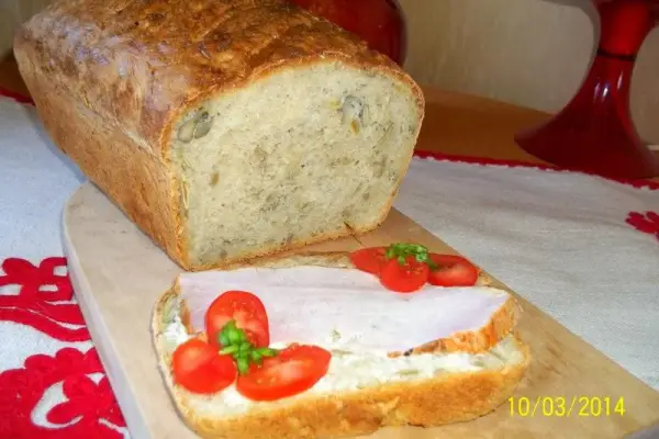 Chleb z ziarnami
