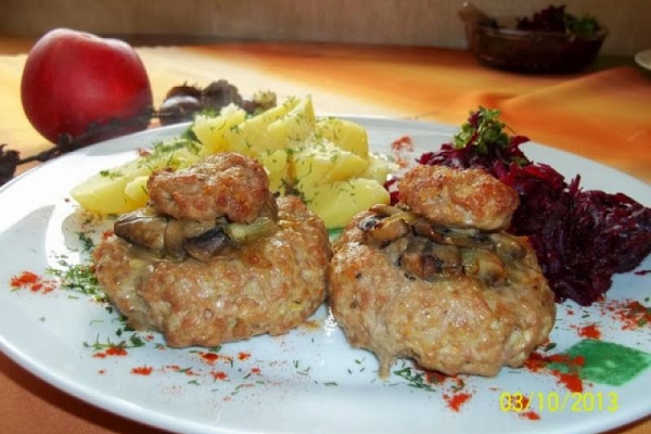Kotlety mielone z pieczarkami