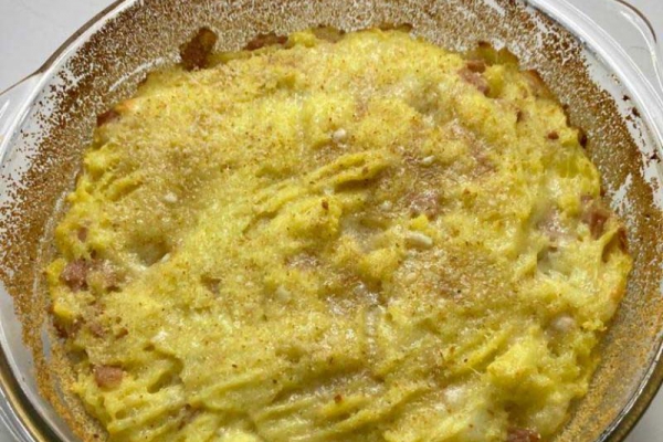 Sformato di patate z mortadelą