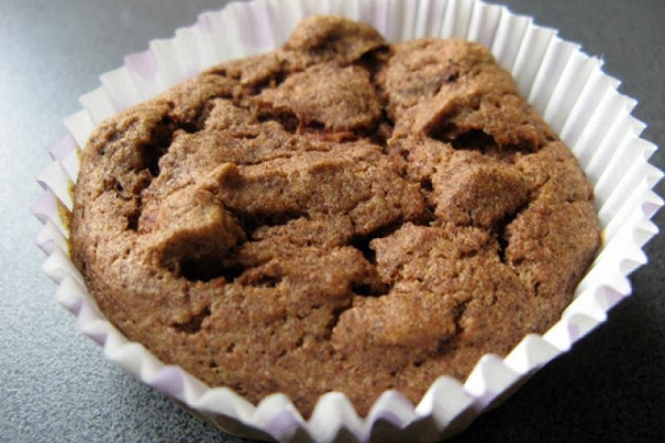 Fasolowe muffinki z jabłkiem i cynamonem