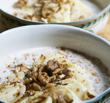 Owsianka na mleku kokosowym/ Porridge with coconut milk