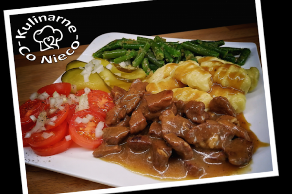 Karkówka z Kluseczkami Gnocchi i Warzywami (*SERIA - KOLOROWE MICHY*)