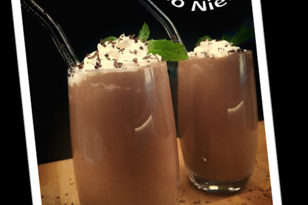 - Keto Smoothie Czekoladowo - Orzechowe