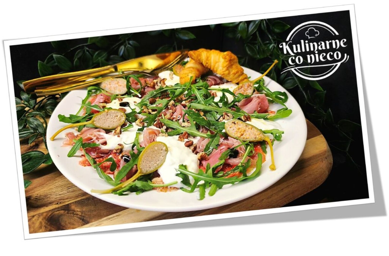 Carpaccio z Fig ze Stracciatellą i Szynką Dojrzewającą