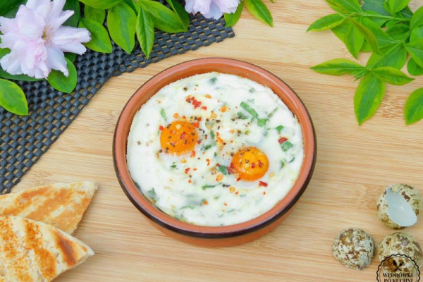 Pieczona ricotta z jajkiem przepiórczym