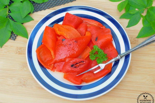 Pieczona papryka słodka w zalewie