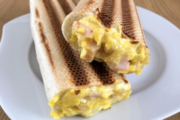 Hot-dog jajeczny