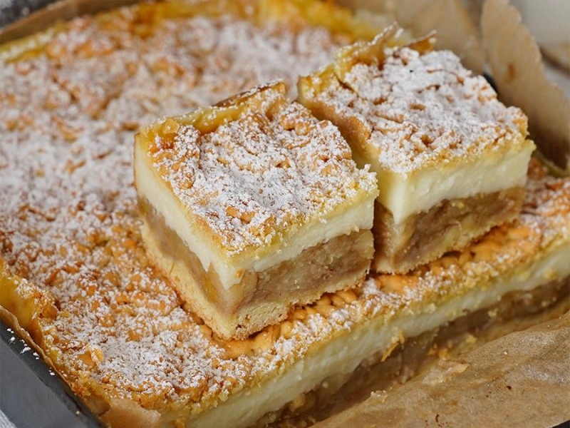 Szarlotka jak u babci – ale z budyniem