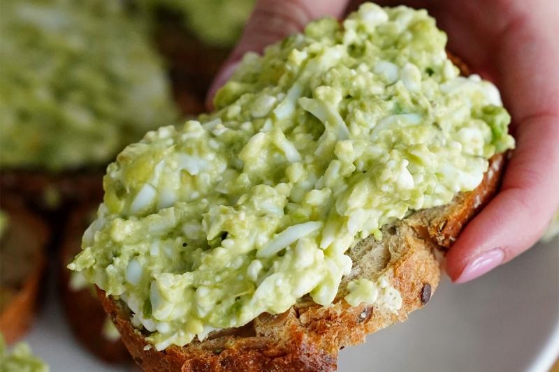 Pasta jajeczna z awokado