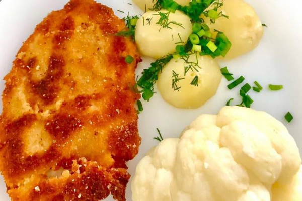 Kotlety z kurczaka w jogurcie naturalnym i curry