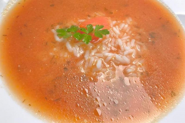 Pomidorowa ze świeżych pomidorów malinowych