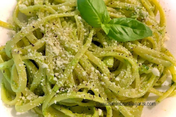 Pesto bazyliowe z dodatkiem słonecznika