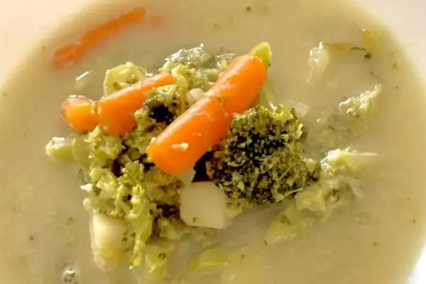 Ekspresowa zupa brokułowa
