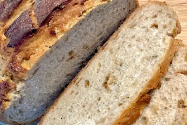 Chleb pszenno - żytni z kefirem i prażoną cebulką