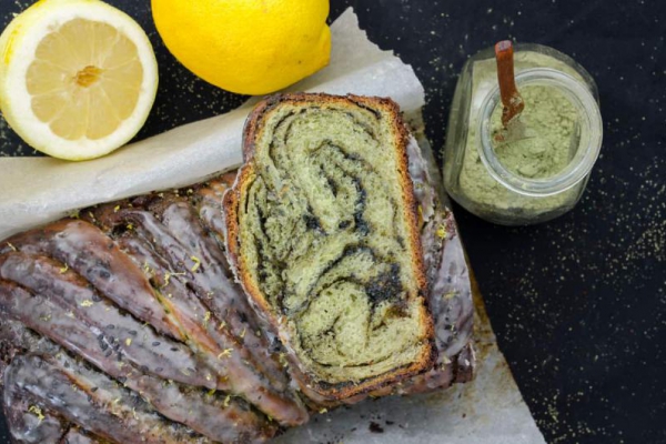 Ciasto drożdżowe-matcha