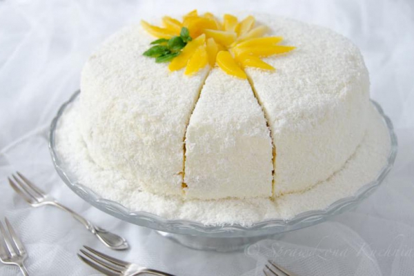Tort z mango i kremem kokosowym