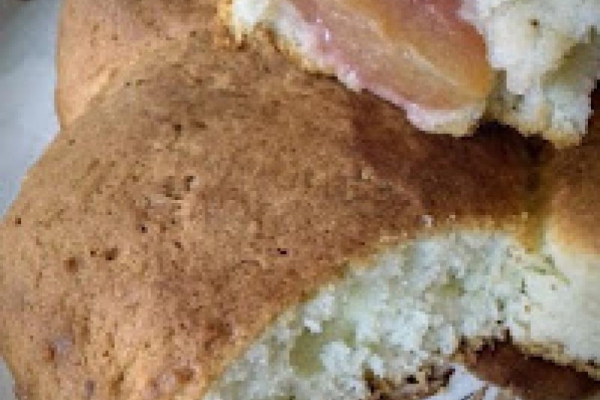 Placek poduszkowiec z owocami