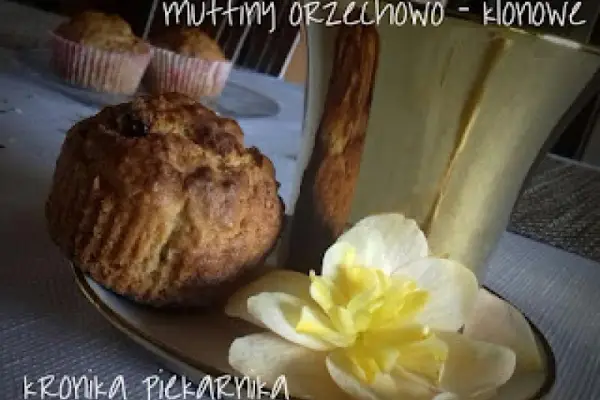 Muffiny orzechowo  - klonowe