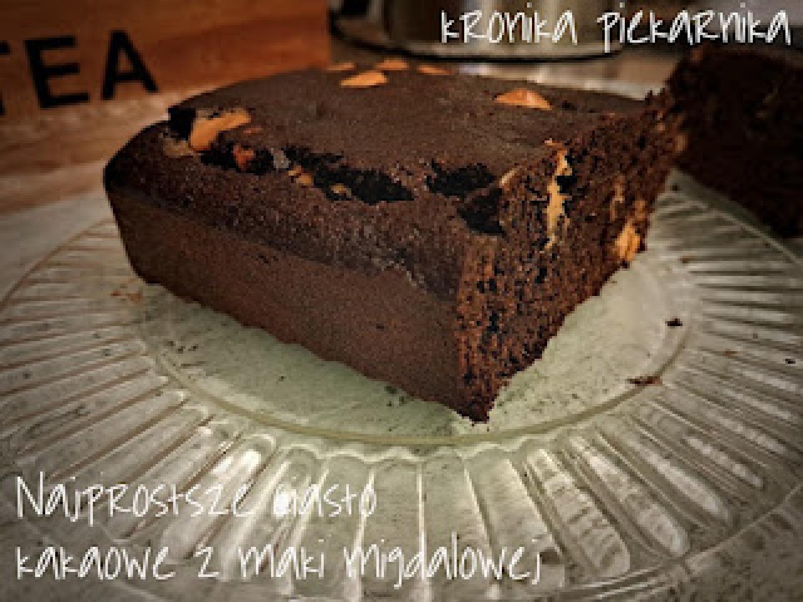 Najprostsze ciasto kakaowe z mąki migdałowej